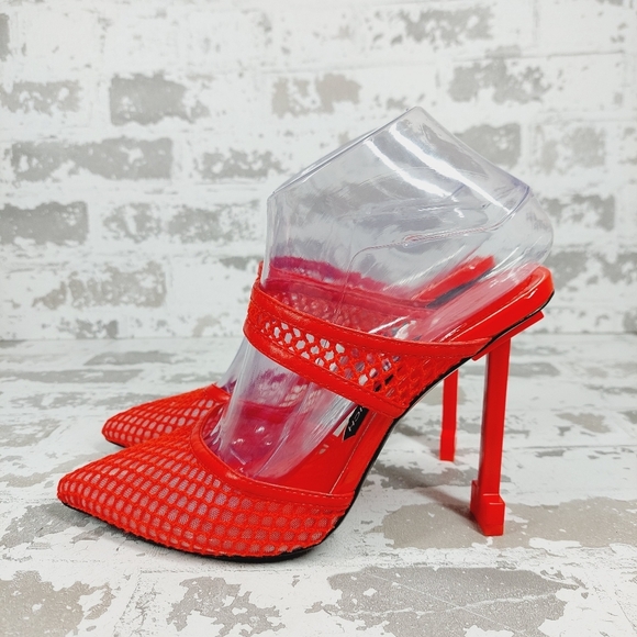 New JESSICA RICH Ysabelle Fishnet Red Pointed Toe Pum X133 - Picture 1 of 13